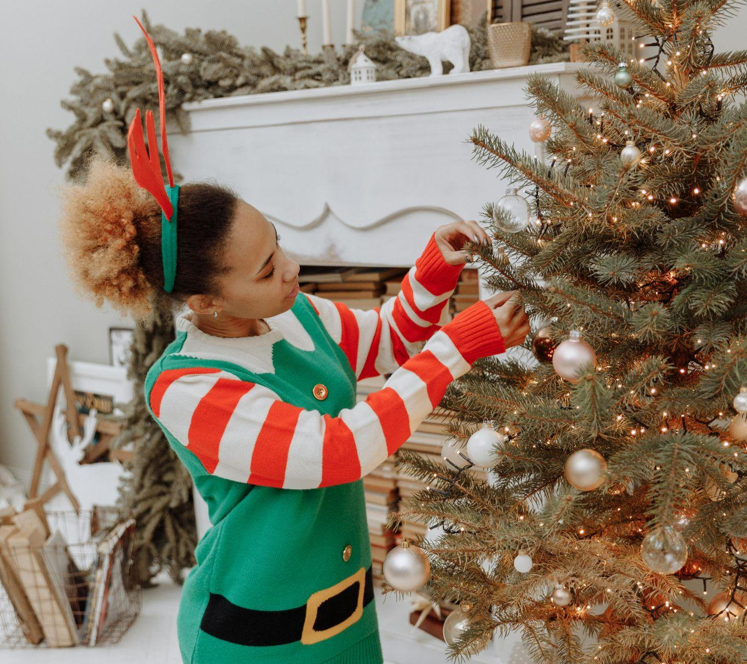 Keep Your Christmas Wreath Clean and Your Immune System Strong